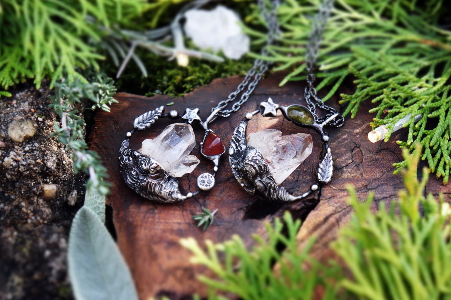 cínované šperky s krystaly