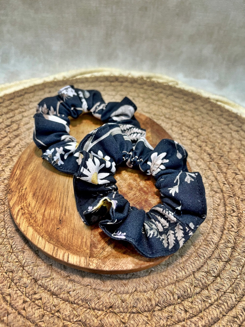 scrunchie gumičky do vlasů